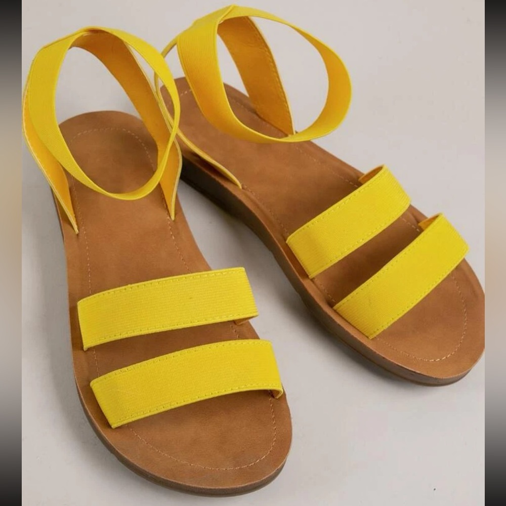 Round Toe Strappy Wide Fit Slides Sandals